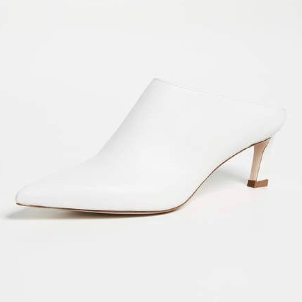 Stuart Weitzman Mira Pump